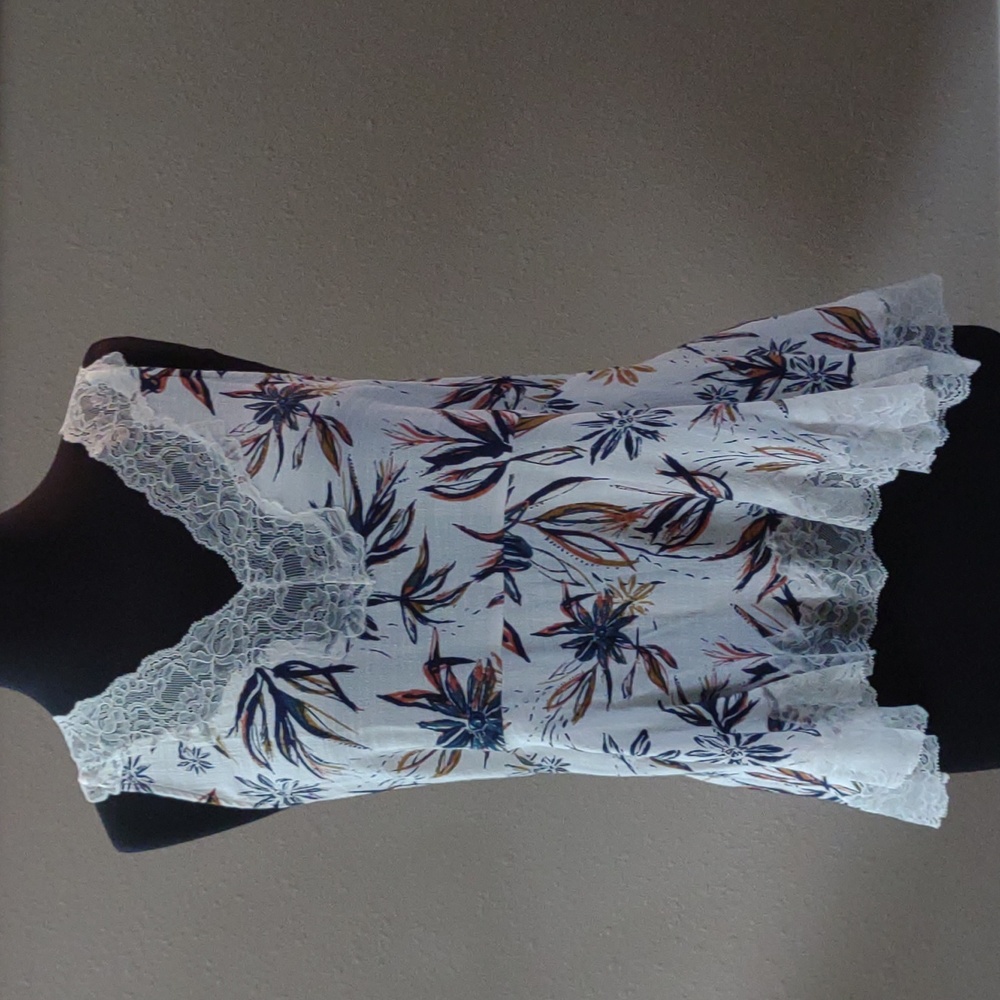 Free People Floral Lacey Tank